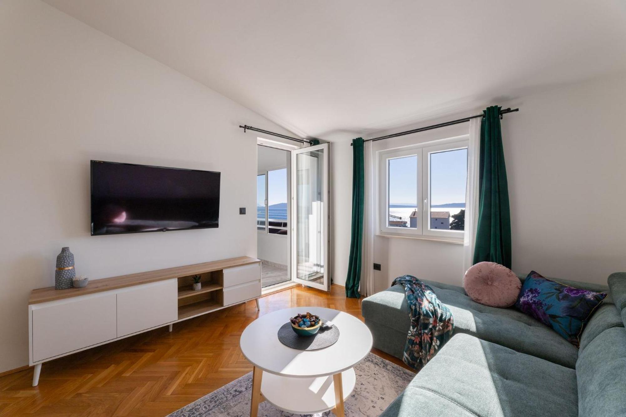 Apartment With A Sea View Kaštela Extérieur photo